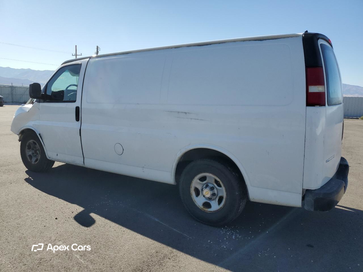 Chevrolet Express 2005