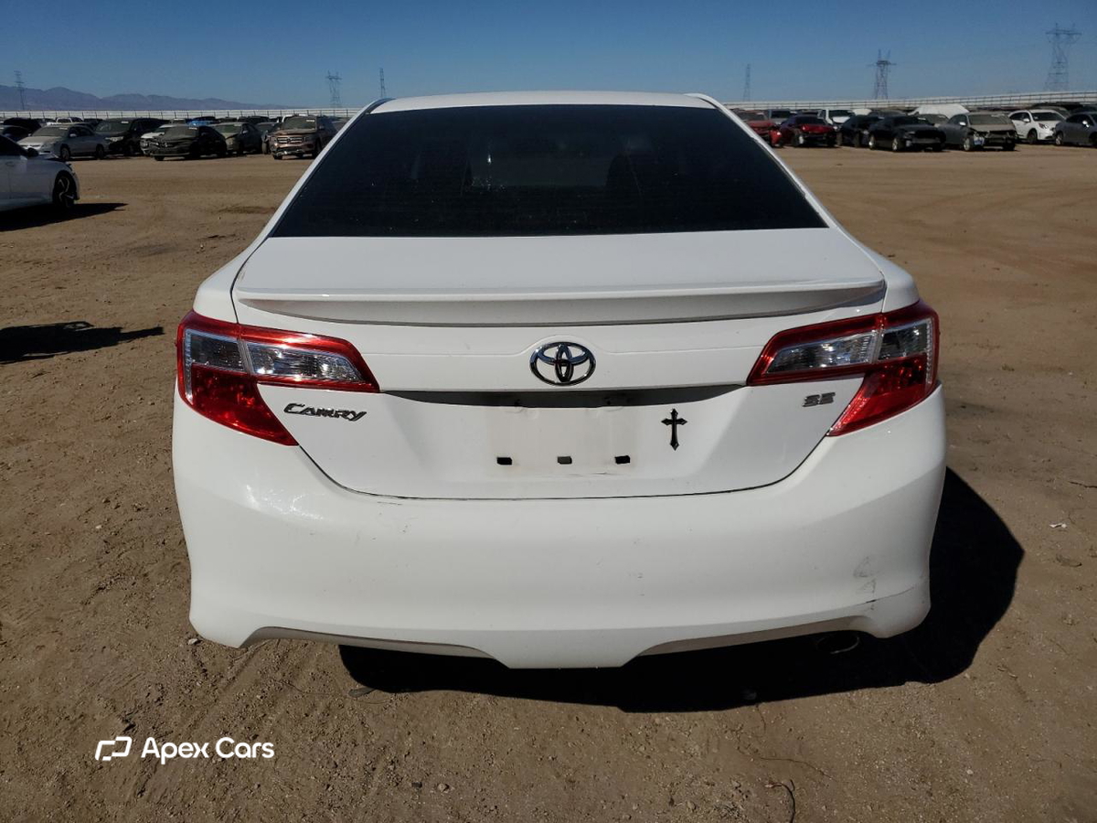 Toyota Camry 2012