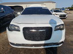 Chrysler 300 2020