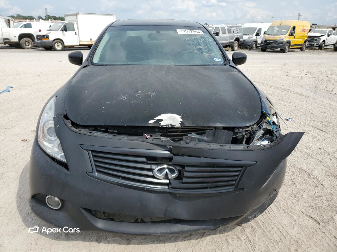 Infiniti G 2011
