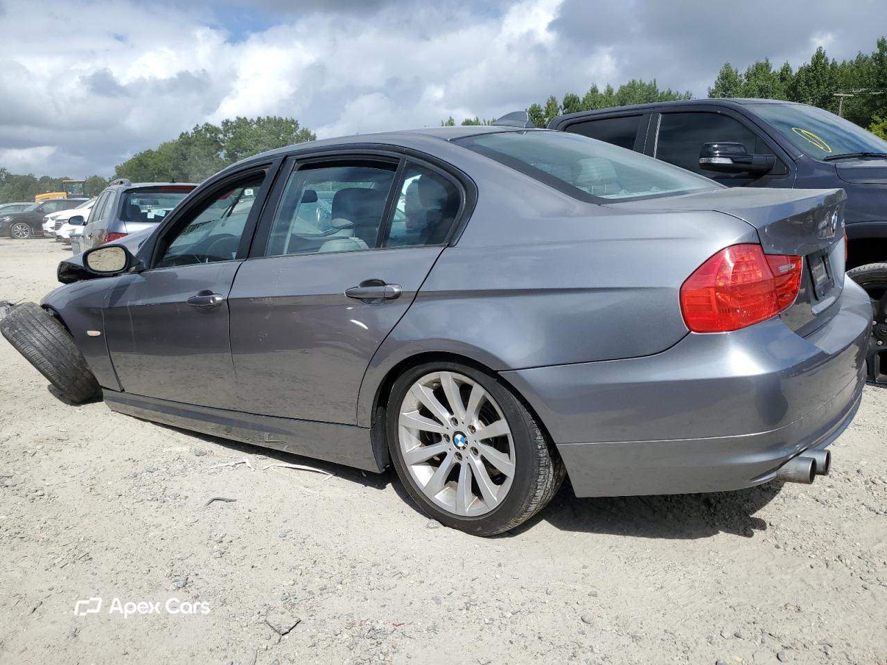 BMW Series 3 2011
