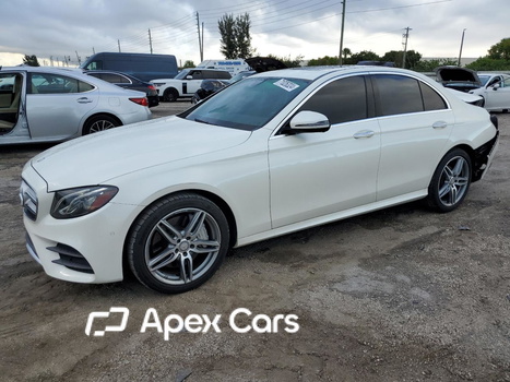Mercedes-Benz E-klasse 2017 - Image 1 of 5