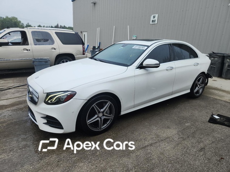Mercedes-Benz E-klasse 2017 - Image 1 of 12
