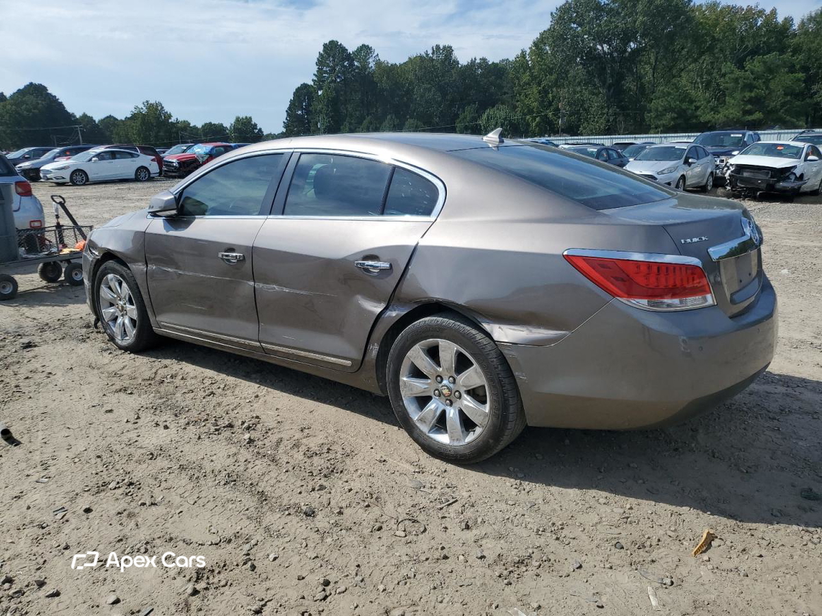 Buick LaCrosse 2011