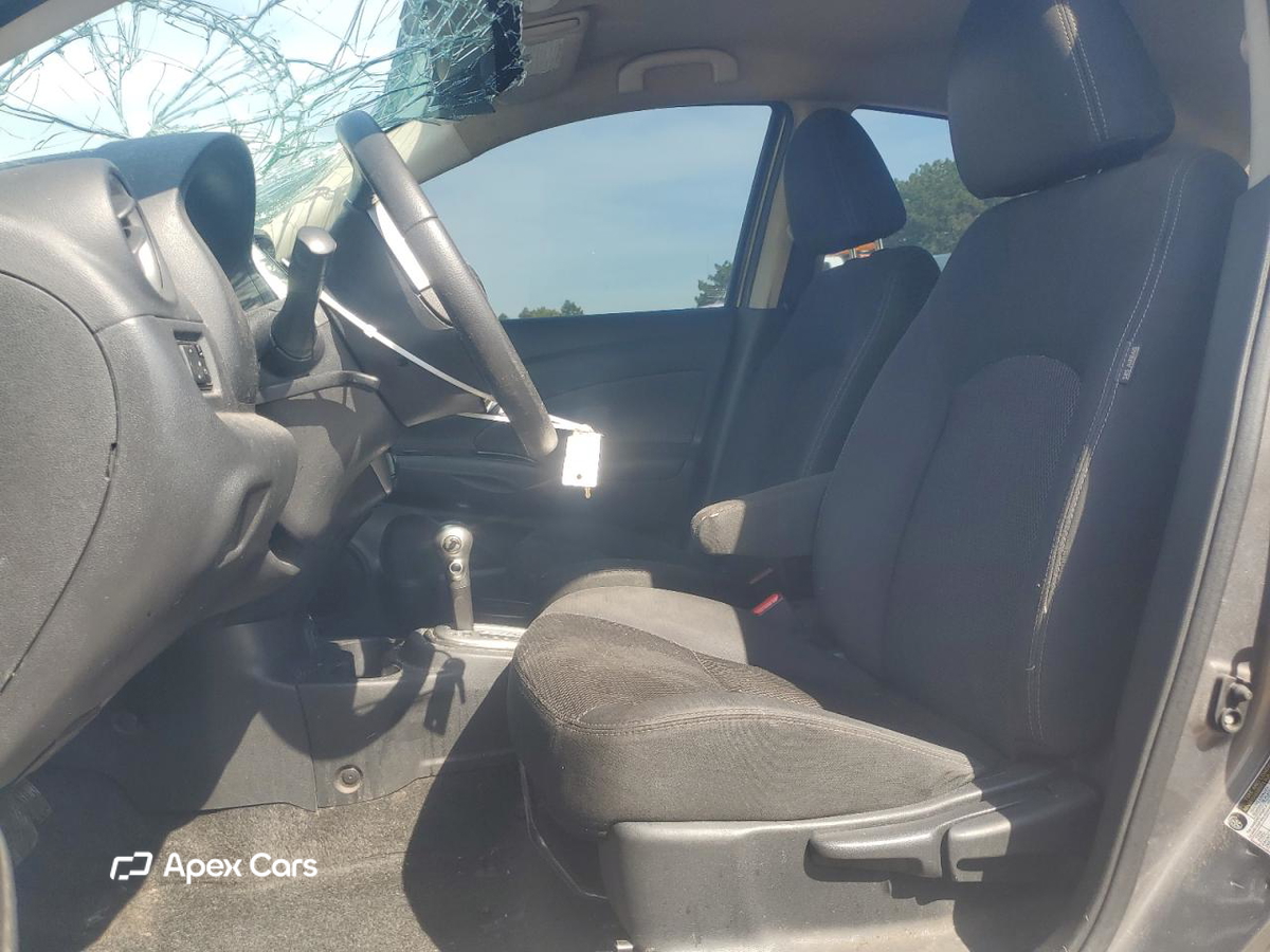 Nissan Versa 2017