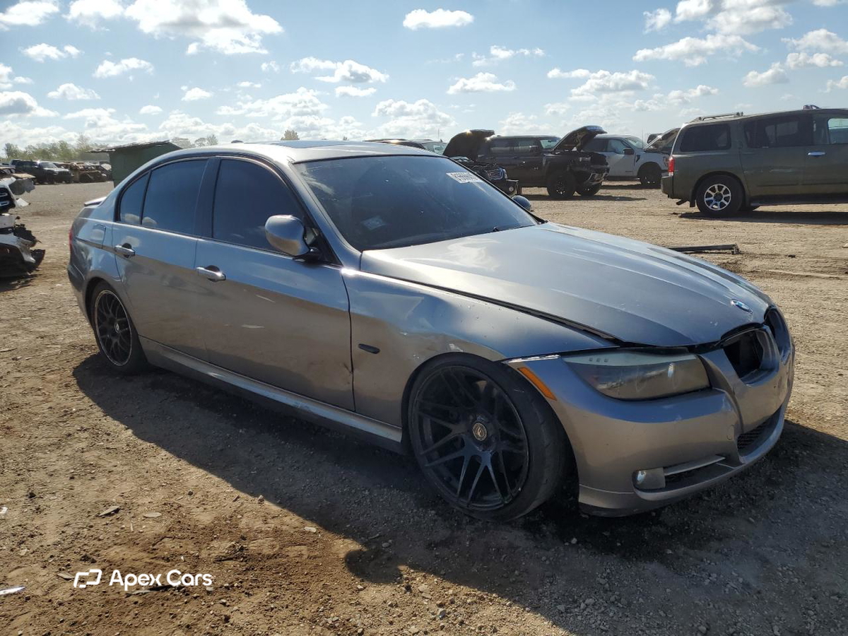 BMW Series 3 2009