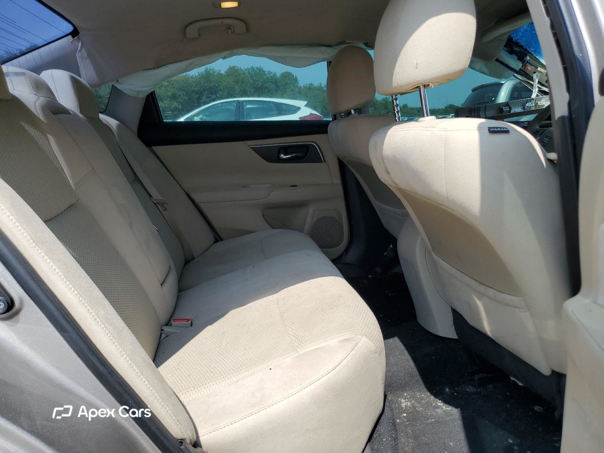 Nissan Altima 2015