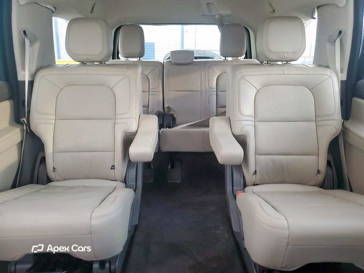 Lincoln Navigator 2024