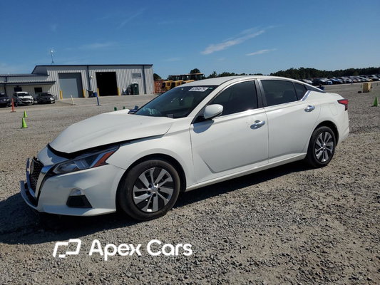 Nissan Altima 2019 - Image 1 of 11