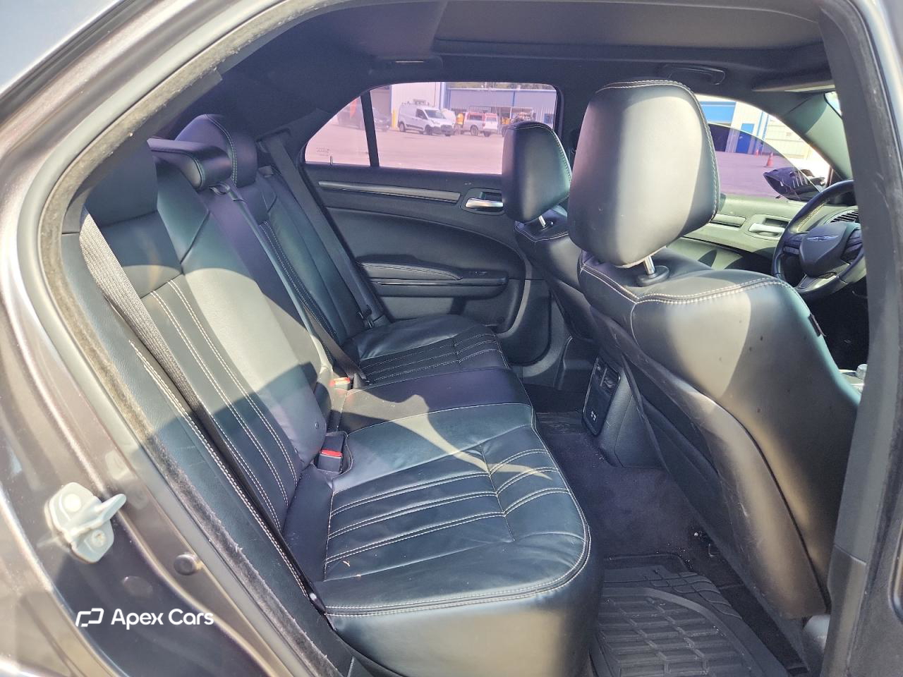 Chrysler 300 2016