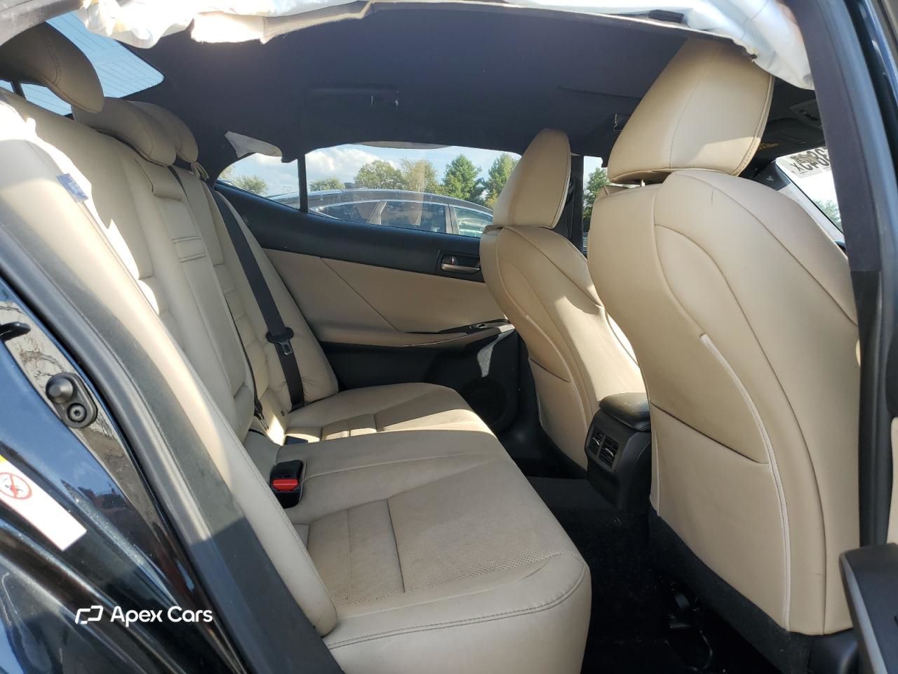 Lexus IS 2019