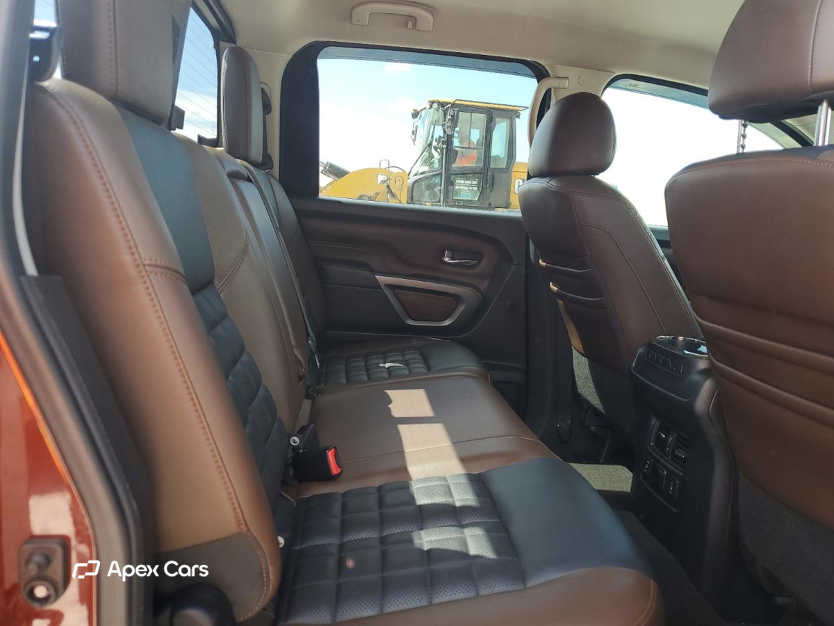 Nissan Titan 2016