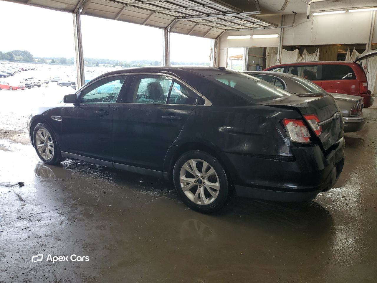 Ford Taurus 2011