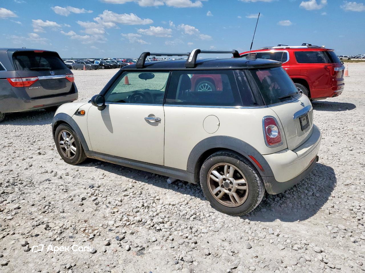 MINI Cooper 2013