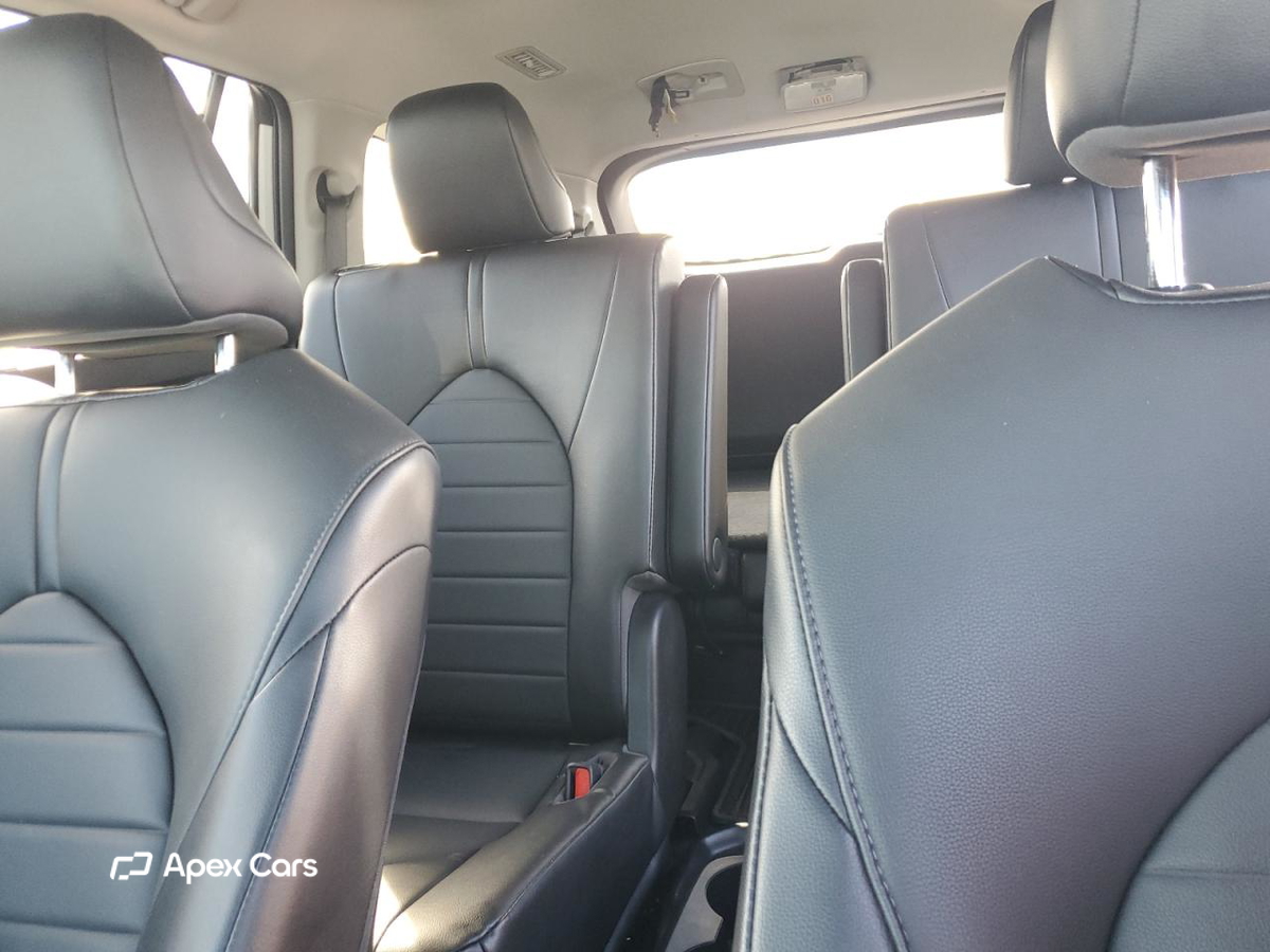 Toyota Highlander 2021