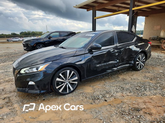Nissan Altima 2021 - Image 1 of 13