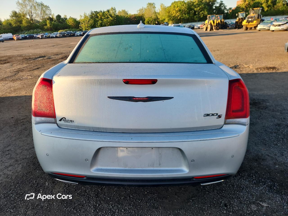 Chrysler 300 2023