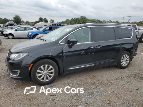 Chrysler Pacifica 2019 - Image 1 of 13
