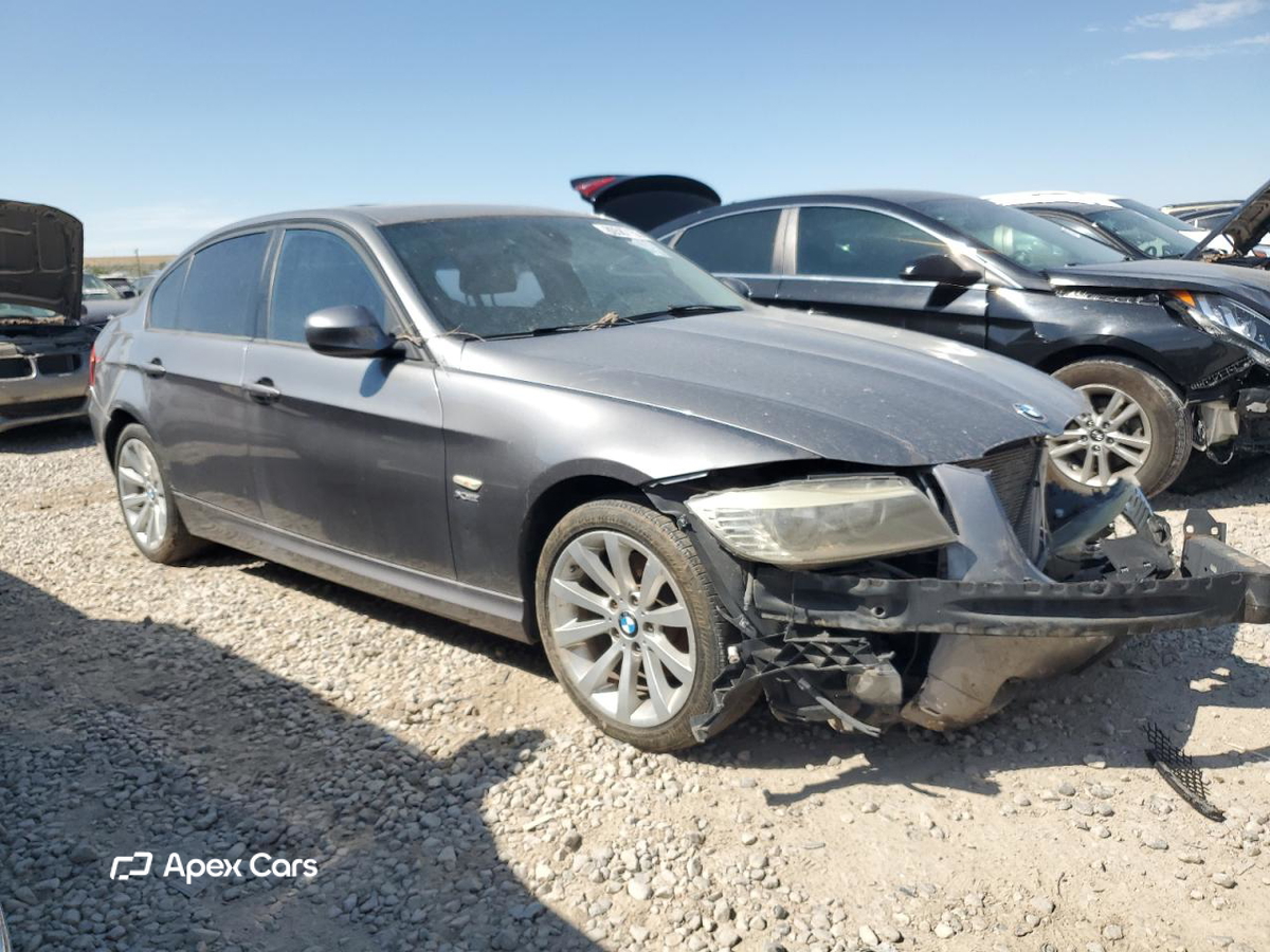 BMW Series 3 2011