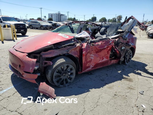 Tesla Model Y 2025 - Image 1 of 13