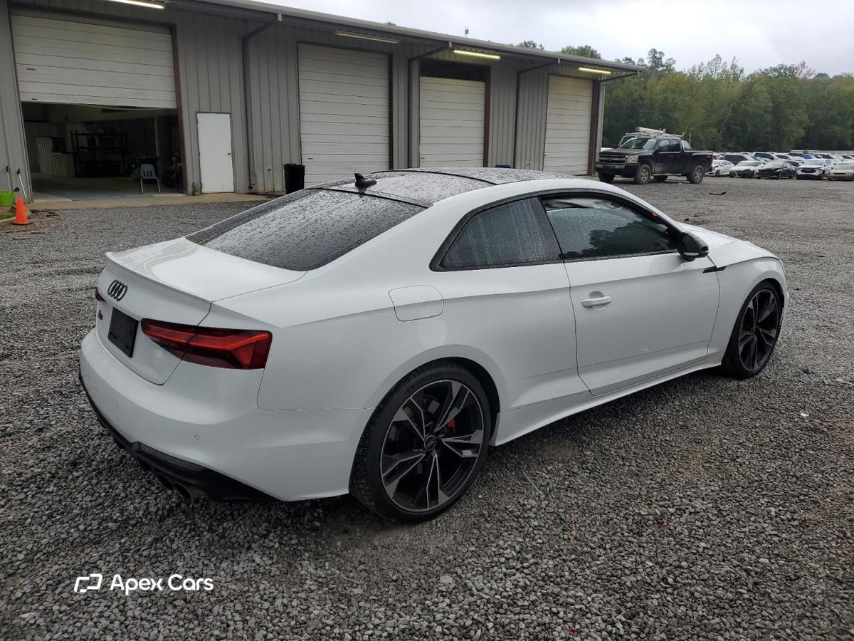 Audi RS5 2022