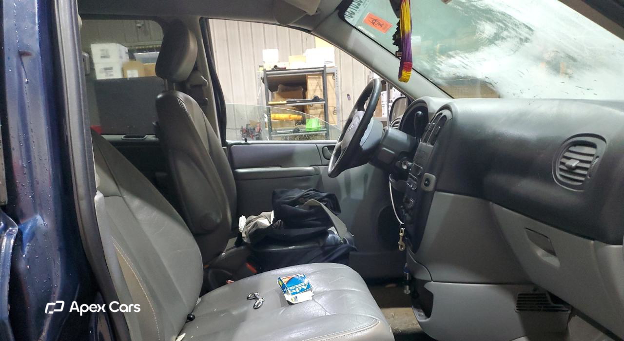 Dodge Caravan 2005