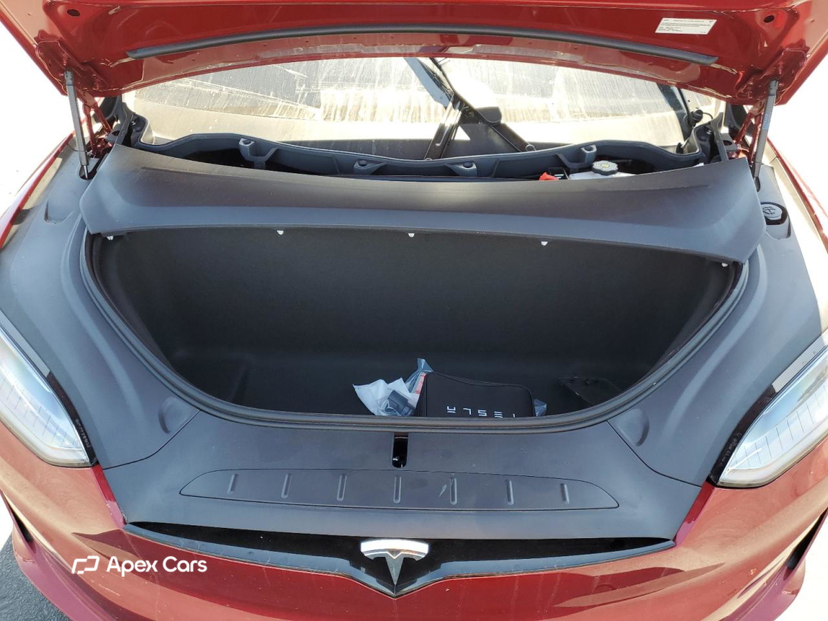Tesla Model X 2025