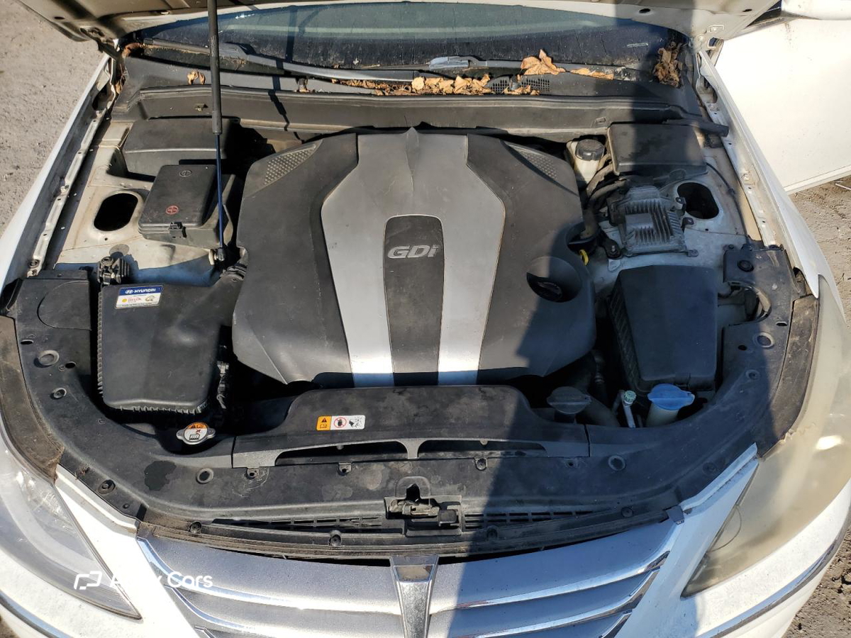 Hyundai Genesis 2013