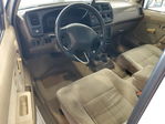 Nissan Navara (Frontier) 2000