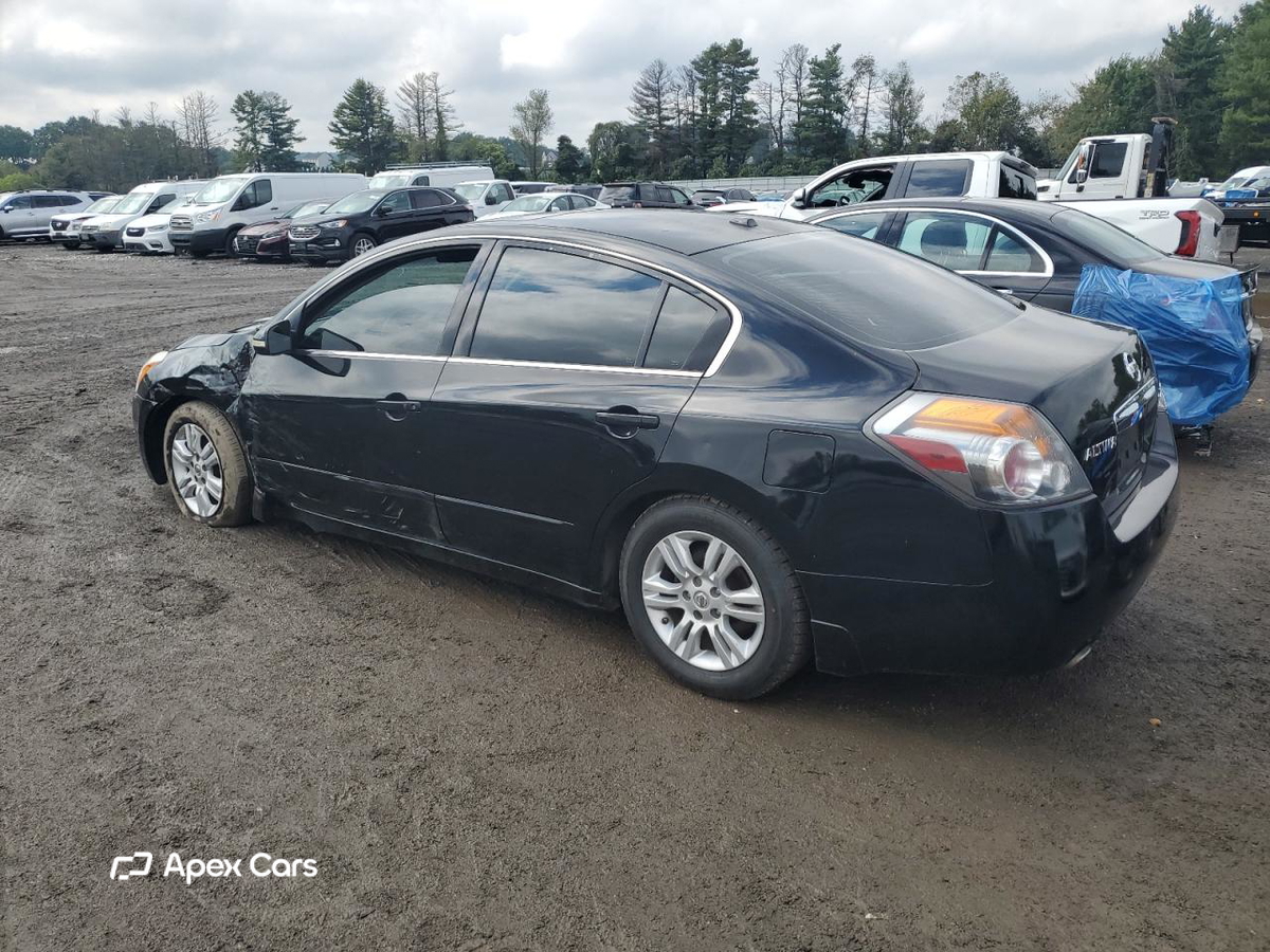 Nissan Altima 2010