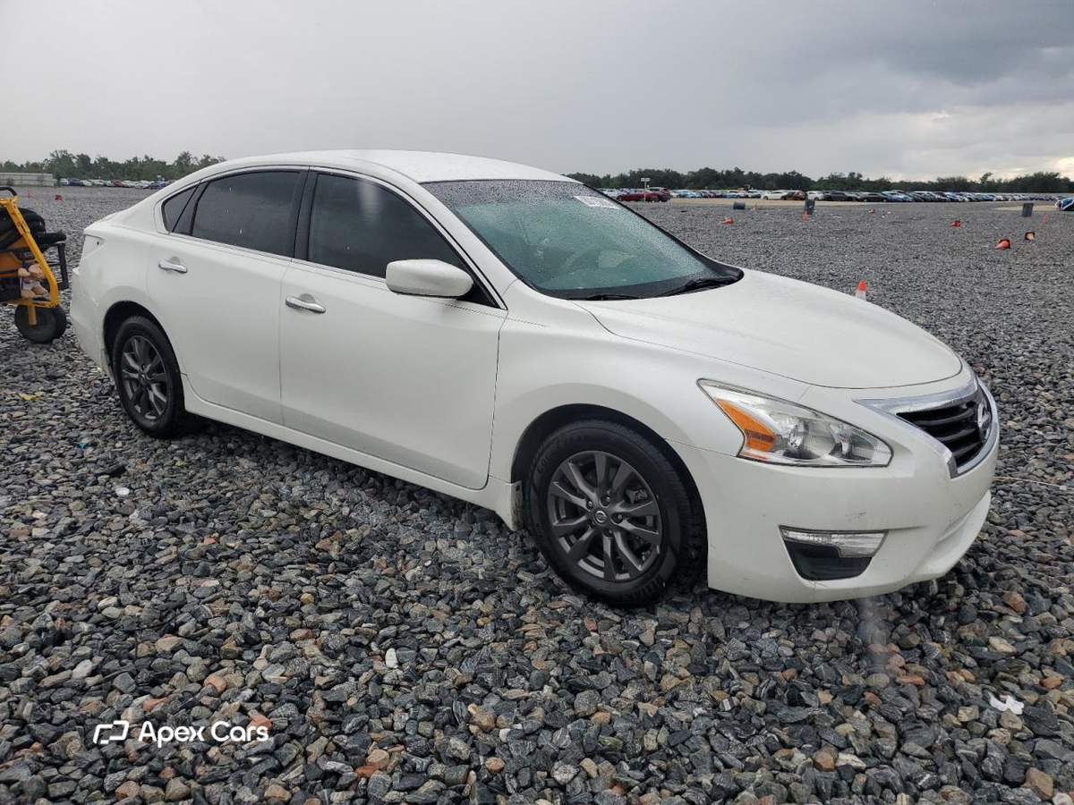 Nissan Altima 2015