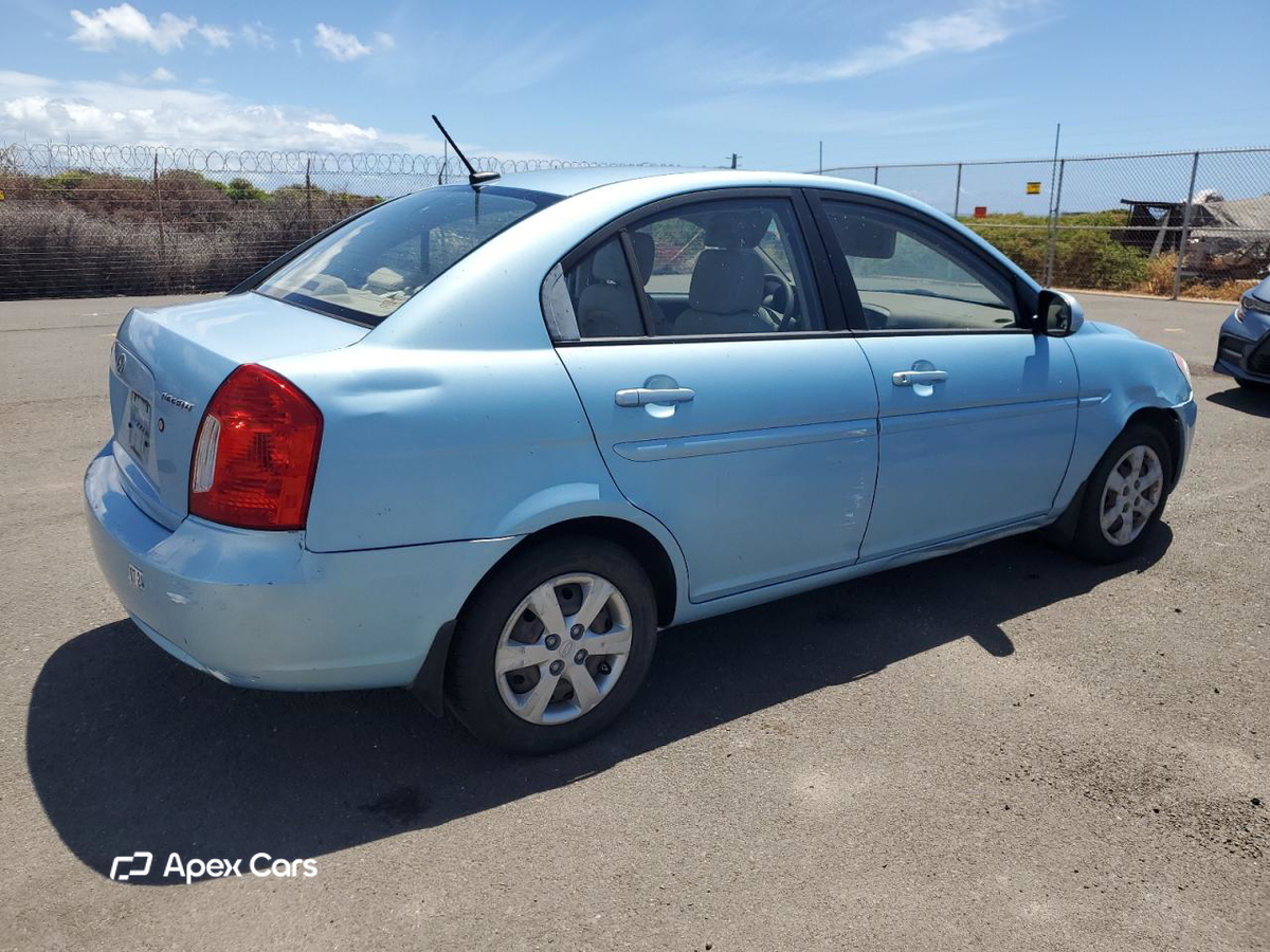 Hyundai Accent 2010