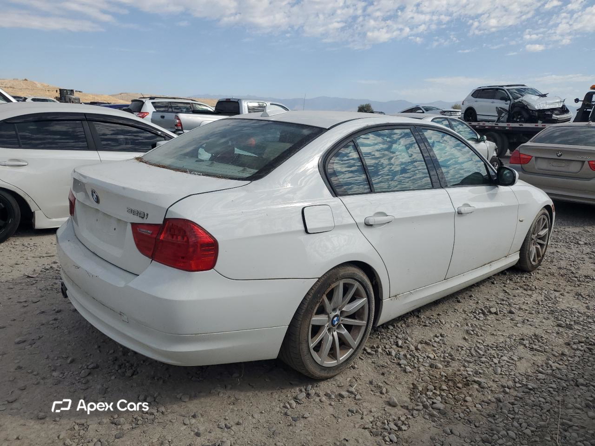 BMW Series 3 2010