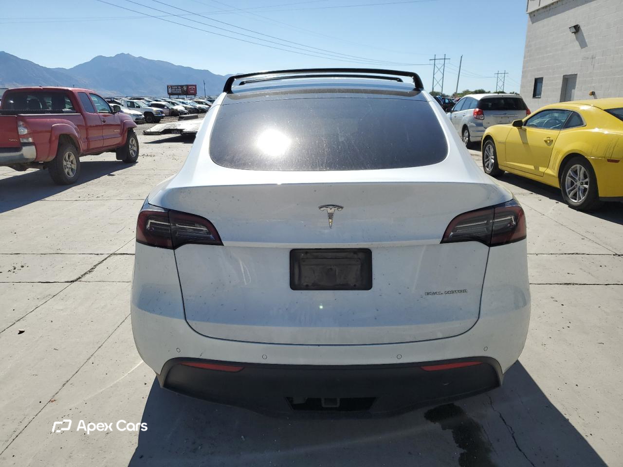 Tesla Model Y 2021