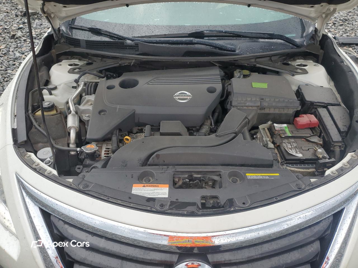 Nissan Altima 2015