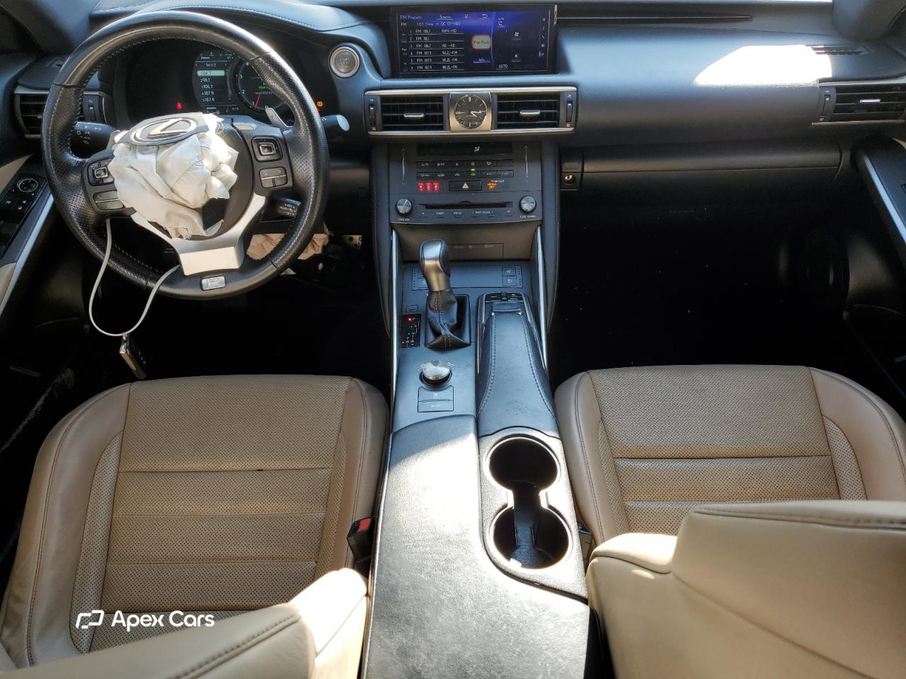 Lexus IS 2019