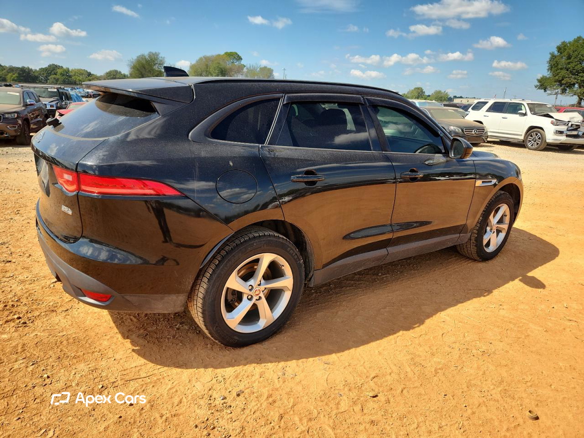 Jaguar F-Pace 2017