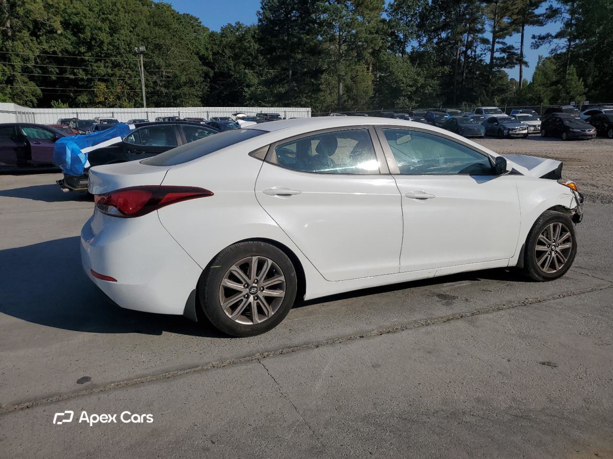 Hyundai Elantra 2016
