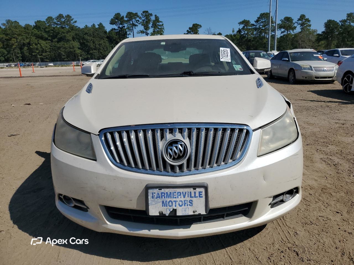 Buick LaCrosse 2011