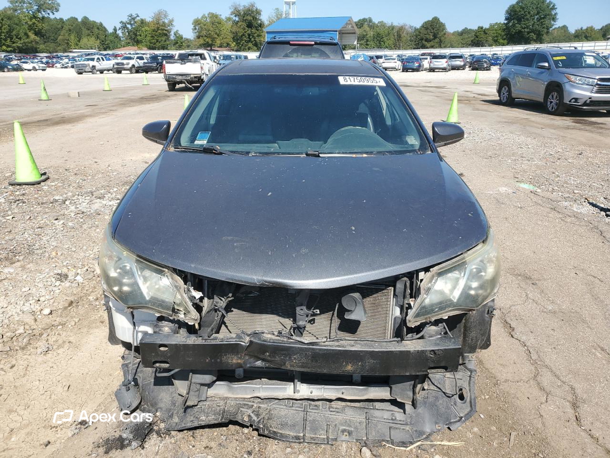 Toyota Camry 2012