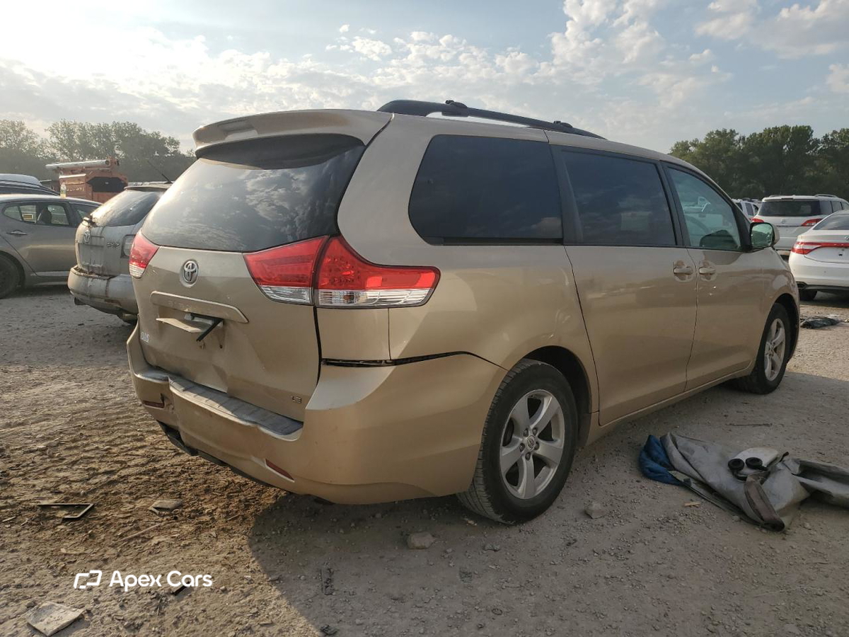 Toyota Sienna 2012