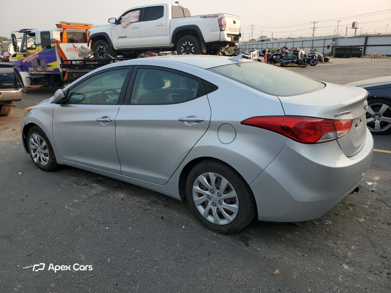 Hyundai Elantra 2012