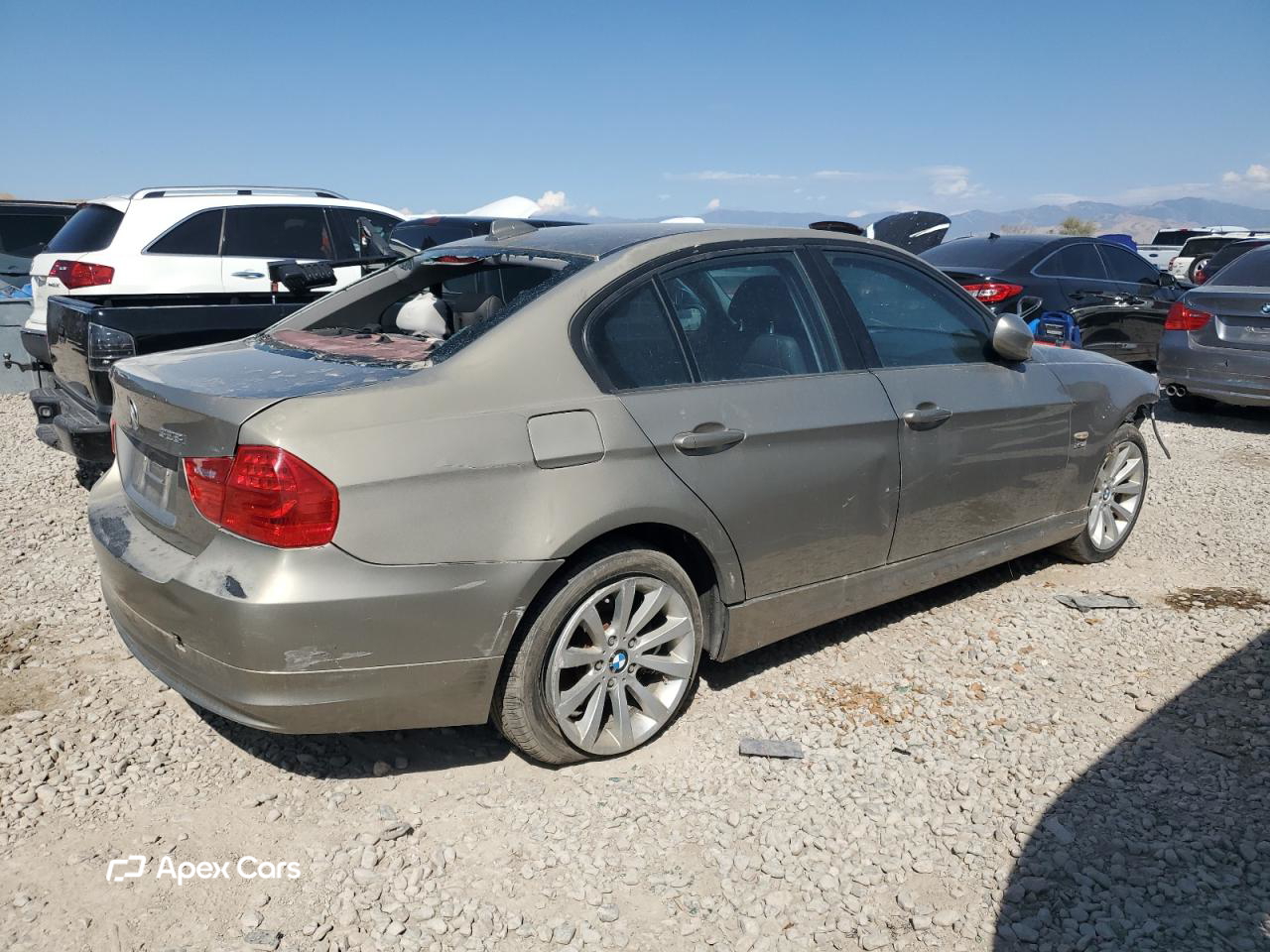BMW Series 3 2011