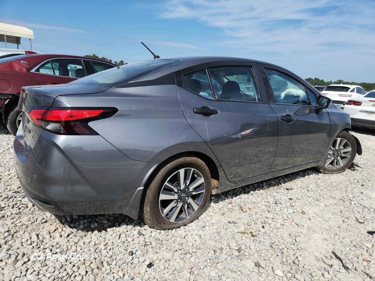 Nissan Versa 2025