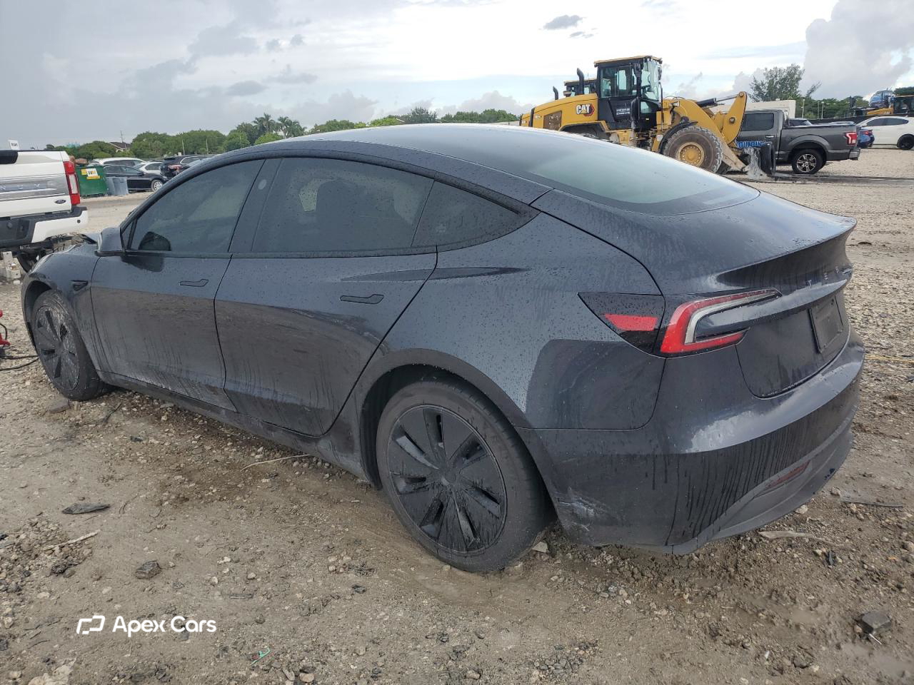 Tesla Model 3 2024