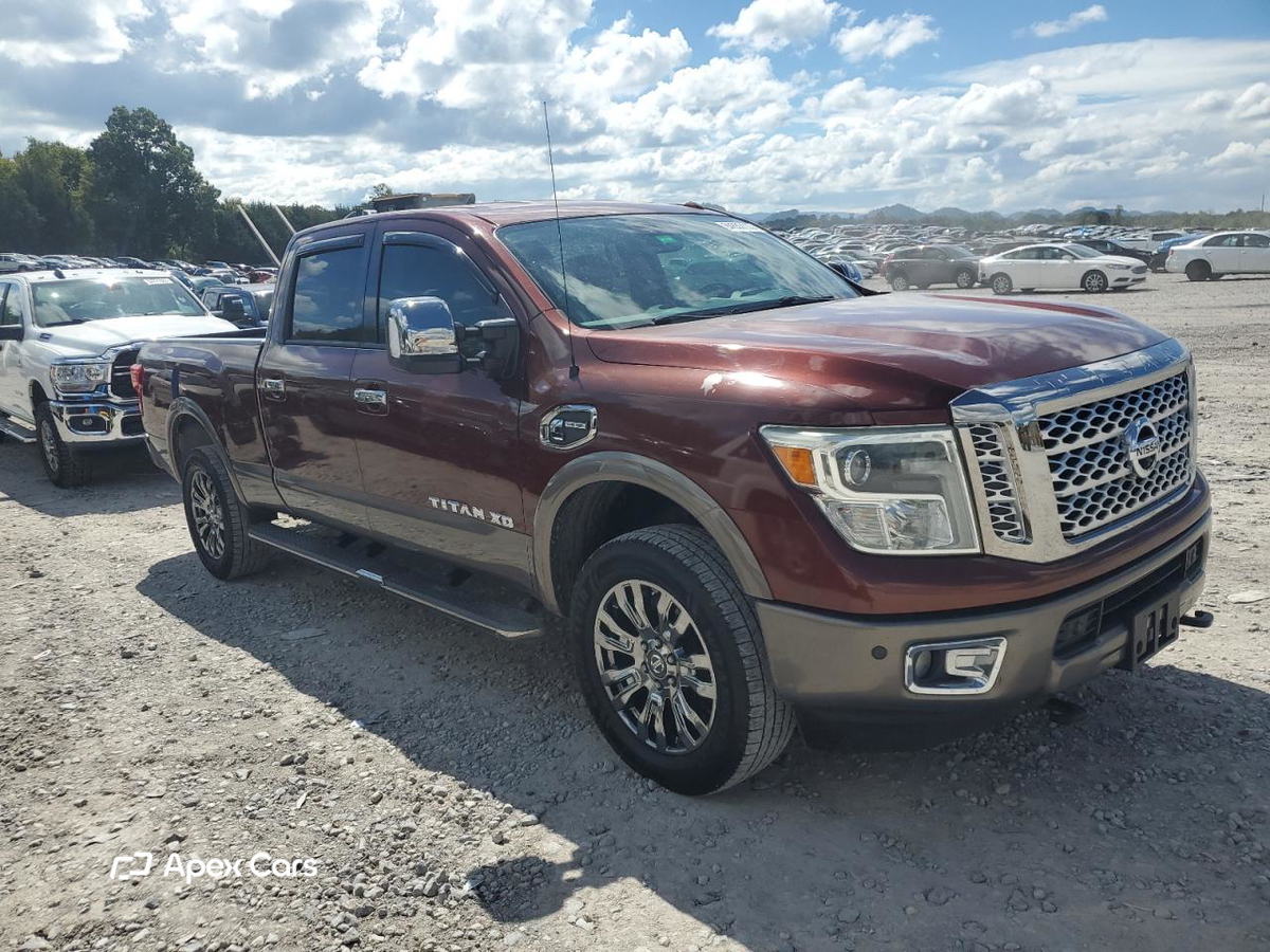 Nissan Titan 2016
