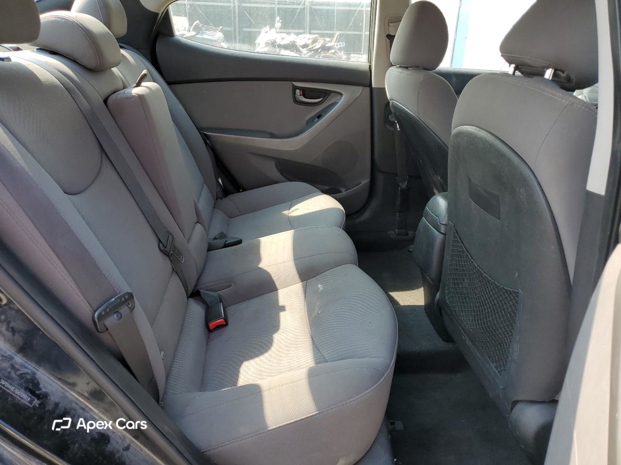 Hyundai Elantra 2016
