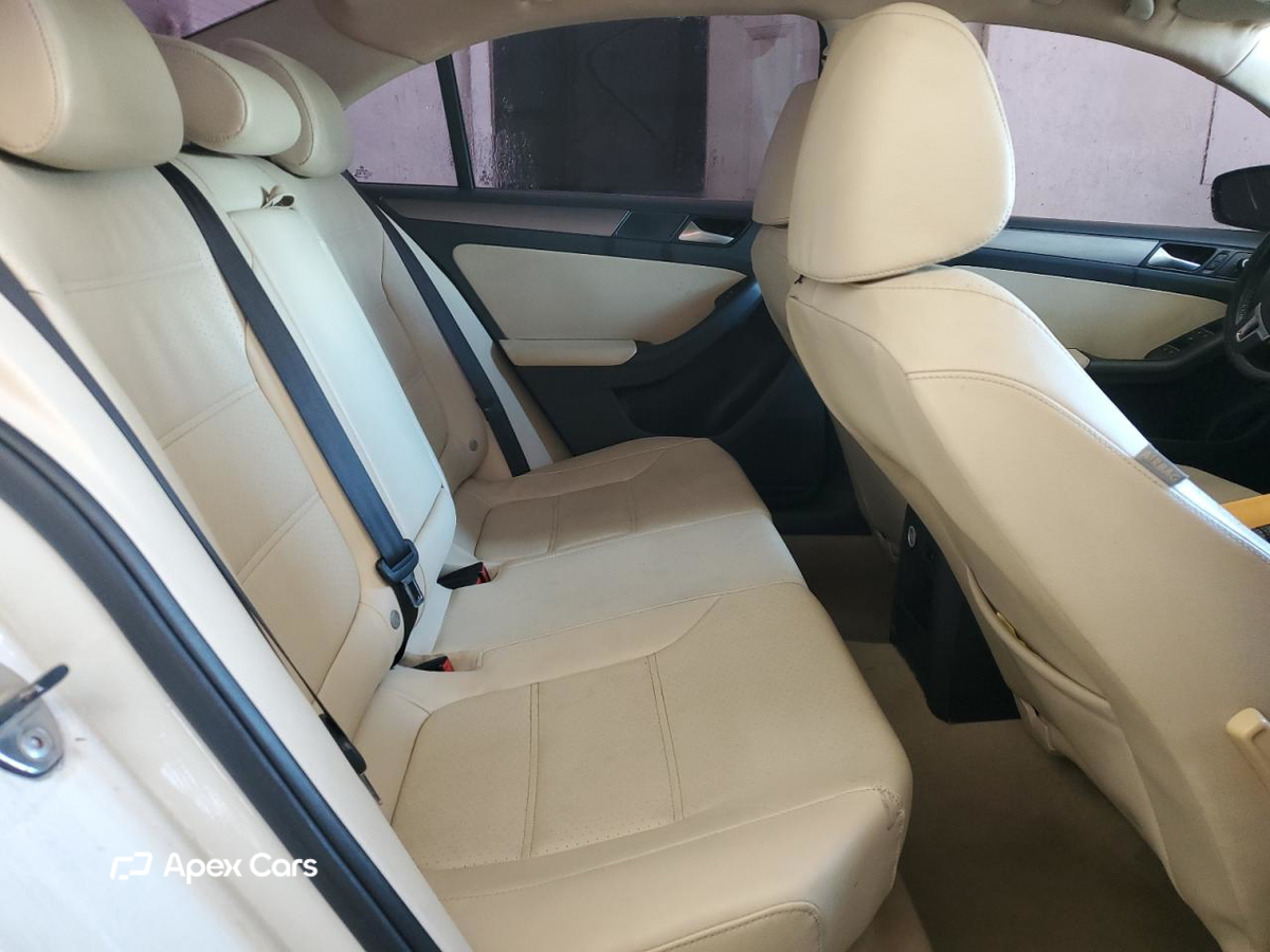 Volkswagen Jetta 2014