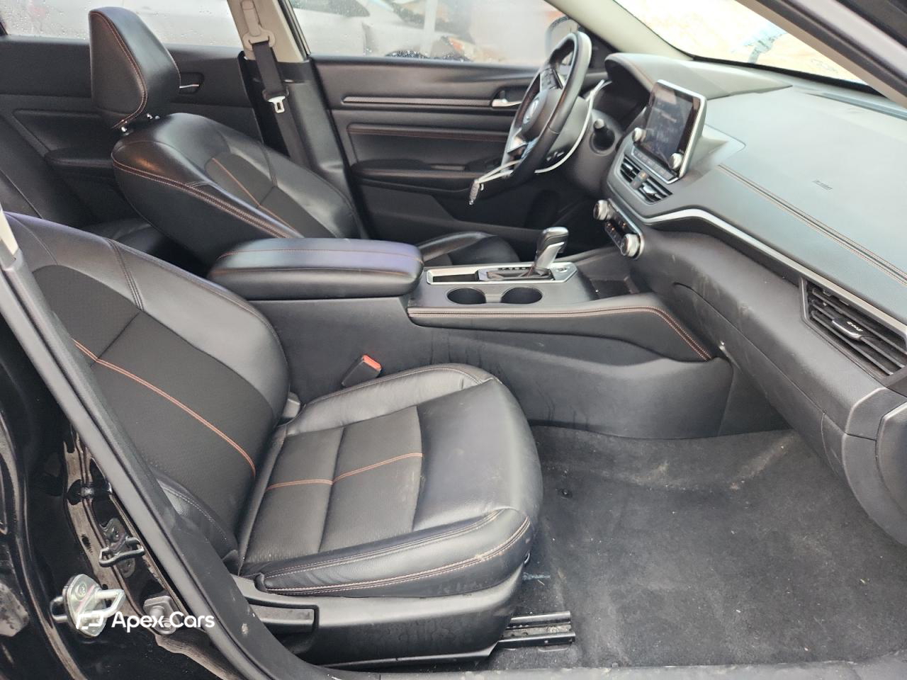 Nissan Altima 2021
