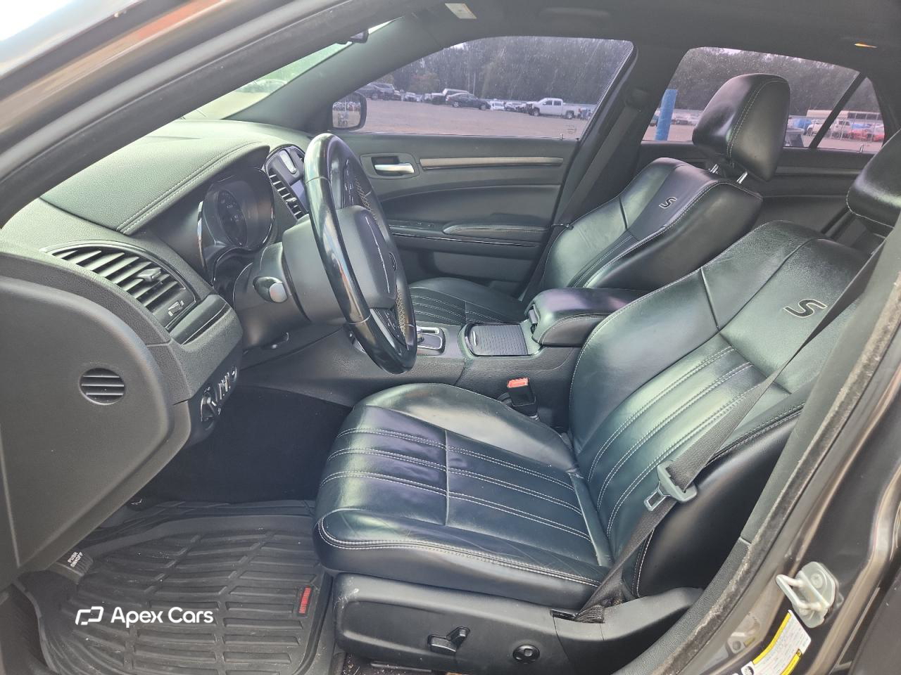 Chrysler 300 2016